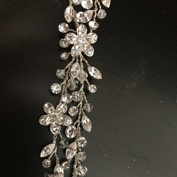 Denya bridal wedding headpiece - Picture 4 of 4